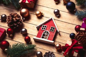 Safety Tips For Holiday Decorating